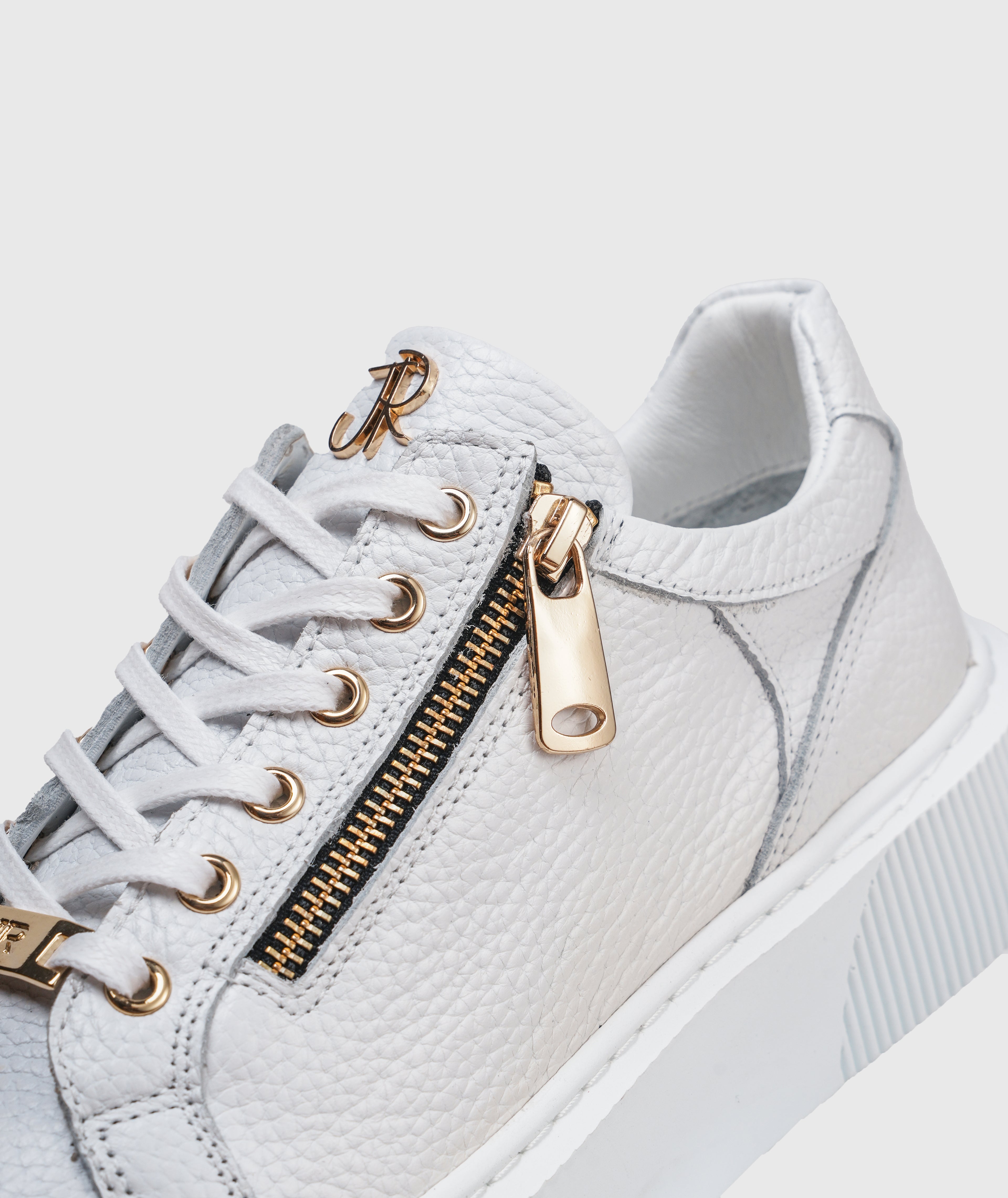 Fretils